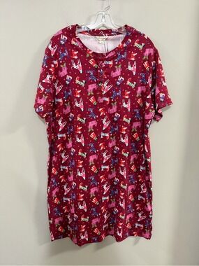 NWT Vera Bradley Burgundy Holiday Hound Print Henley Night Dress. Size S